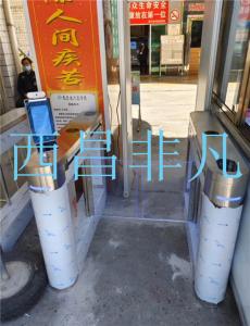 涼山彝族自治州西昌市冕寧縣中醫(yī)院通道閘 測溫一體機